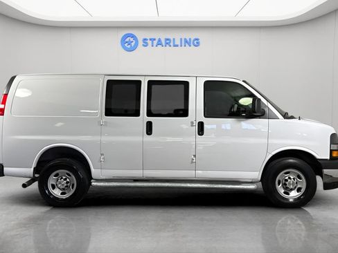 Used 2024 Chevrolet Express 2500 w/ Driver Convenience Package RWD image 16