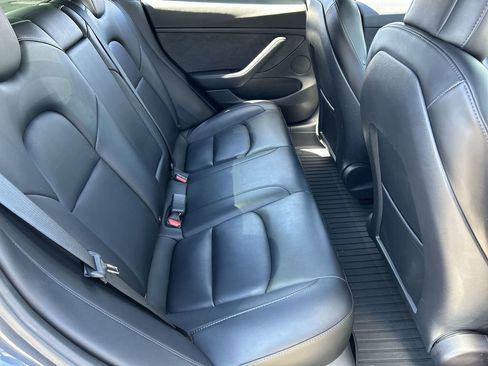 Used 2022 Tesla Model 3 Performance image 27