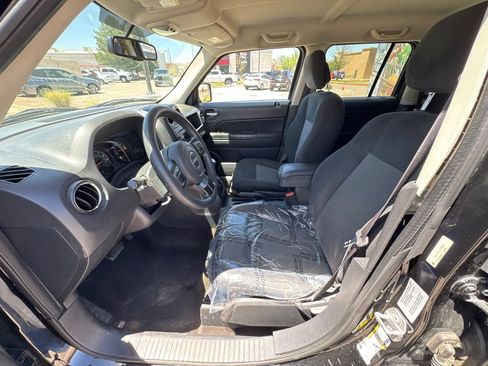 Used 2015 Jeep Patriot Sport w/ Power Value Group FWD image 9