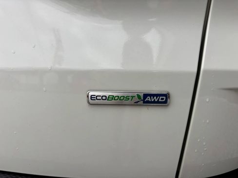 Used 2020 Ford Escape SEL image 14