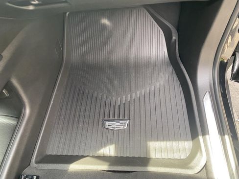 Used 2021 Cadillac XT5 Premium Luxury w/ LPO, Floor Liner Package AWD/4WD image 33