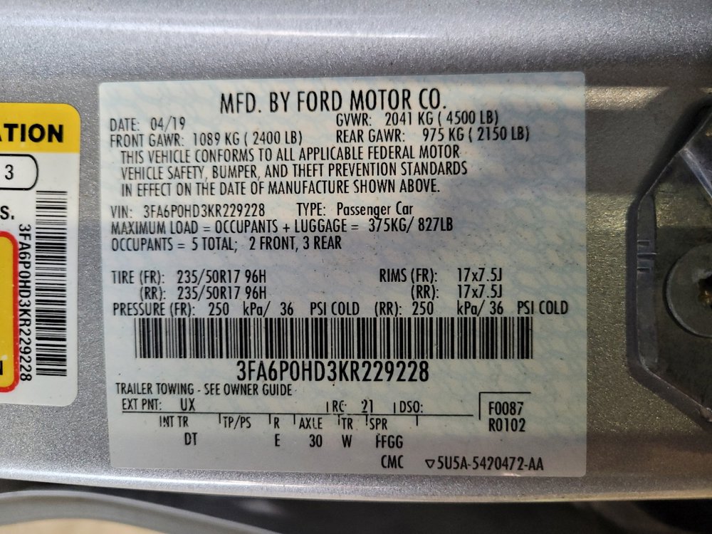 Used 2019 Ford Fusion SE FWD image 33