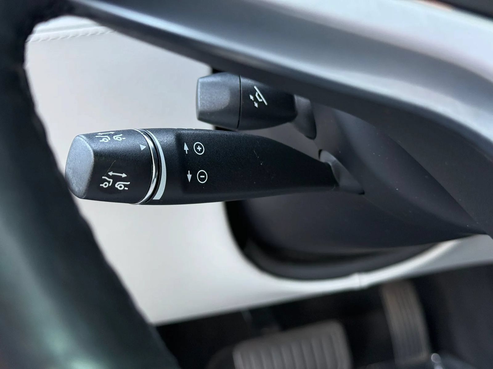 Used 2016 Tesla Model S 90D AWD/4WD image 16