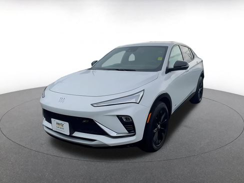 Used 2025 Buick Envista Sport Touring image 7