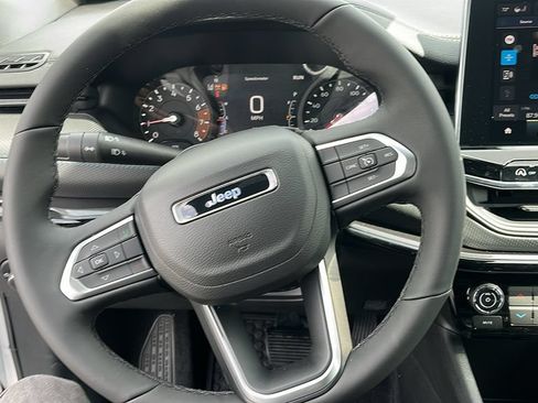 New 2026 Jeep Compass Latitude AWD/4WD image 12