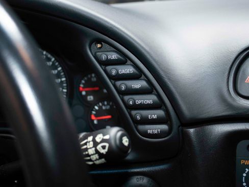 Used 2002 Chevrolet Corvette Z06 w/ Memory Pkg image 41