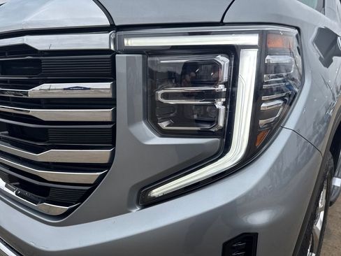 Certified 2023 GMC Sierra 1500 SLT w/ SLT Premium Package image 12