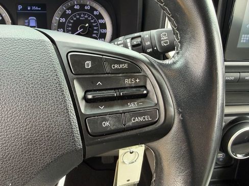 Used 2021 Hyundai Venue SEL w/ Cargo Package image 21