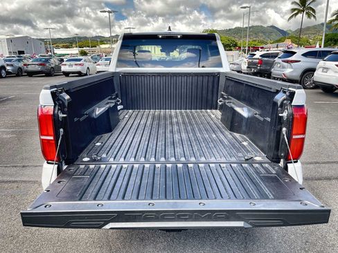 Used 2024 Toyota Tacoma SR5 RWD image 21
