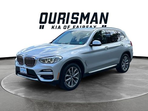 Used 2019 BMW X3 xDrive30i w/ Premium Package AWD/4WD image 2