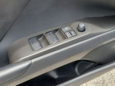 Used 2024 Toyota Camry SE w/ Convenience Package FWD image 13