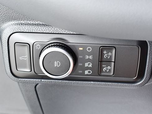 New 2026 Ford Explorer Active AWD/4WD image 31