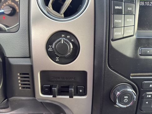 Used 2013 Ford F150 XLT w/ Luxury Equipment Group image 21