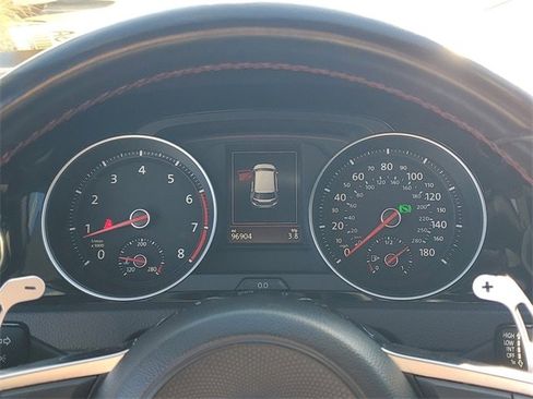 Used 2019 Volkswagen GTI SE image 21
