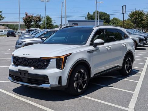 Used 2025 Kia Sorento EX w/ EX Panoramic Sunroof Package FWD image 7