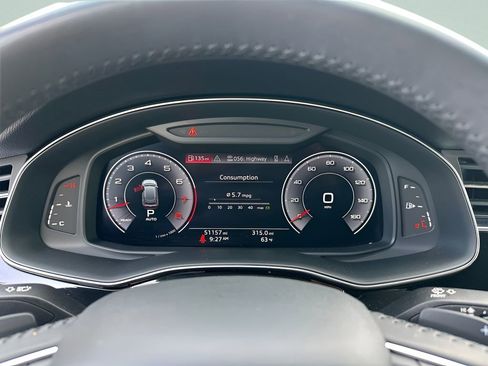 Used 2020 Audi Q8 Premium AWD/4WD image 15