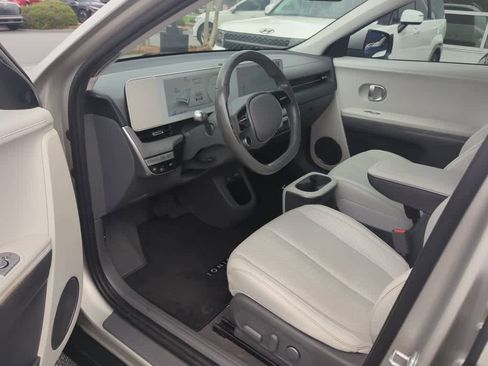 Used 2023 Hyundai Ioniq 5 SEL w/ Cargo Package RWD image 5