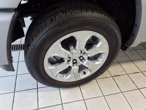 Used 2026 RAM 1500 Big Horn AWD/4WD image 5