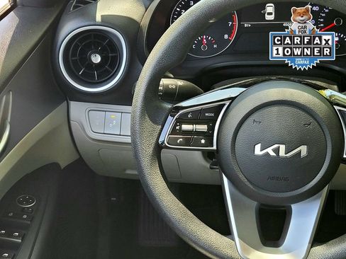 Used 2023 Kia Forte LXS w/ LXS Technology Package FWD image 12