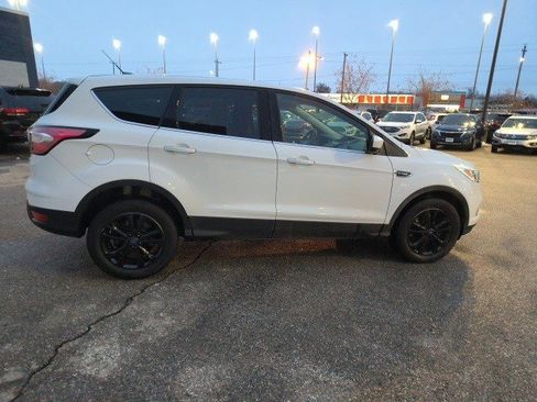 Used 2017 Ford Escape SE w/ SE Cold Weather Package image 6