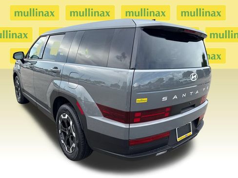 Used 2026 Hyundai Santa Fe SE FWD image 8