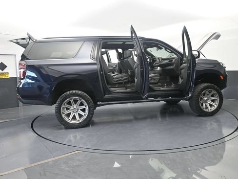 Used 2022 Chevrolet Suburban Z71 w/ Luxury Package AWD/4WD image 87