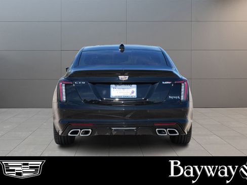New 2026 Cadillac CT5 V image 6