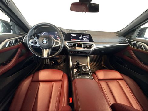 Used 2023 BMW M440i Convertible w/ Premium Package image 28