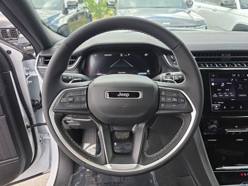 New 2026 Jeep Grand Cherokee Laredo RWD image 16