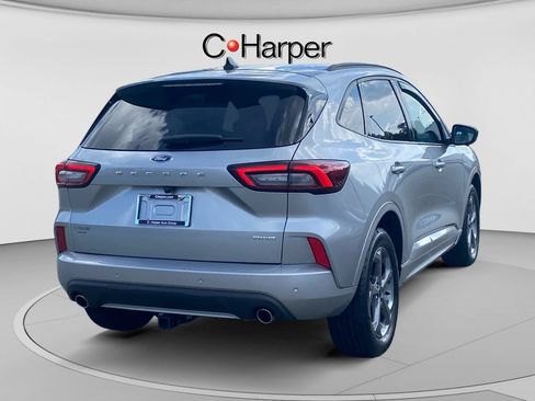 Used 2024 Ford Escape ST-Line w/ Tech Pack #1 AWD/4WD image 3