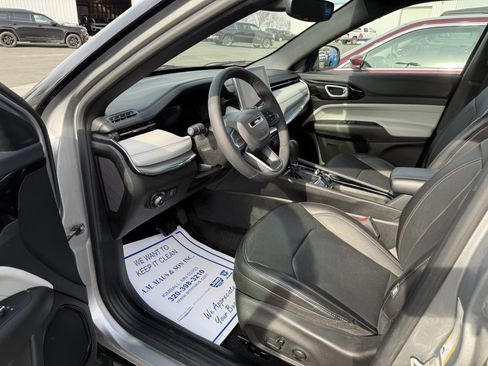 Used 2023 Jeep Compass Limited w/ Elite Group image 10