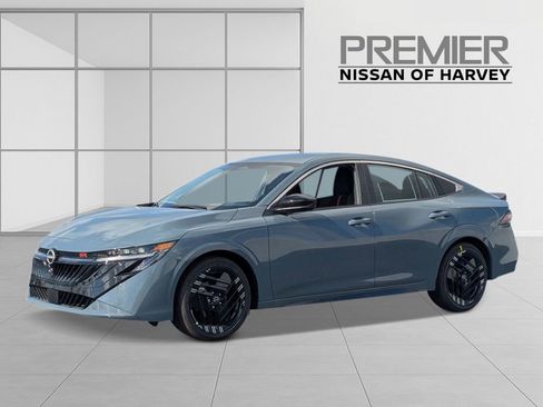 New 2026 Nissan Sentra SR w/ Floor Mat Package FWD image 1
