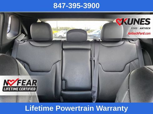 Used 2025 Jeep Compass Limited AWD/4WD image 29