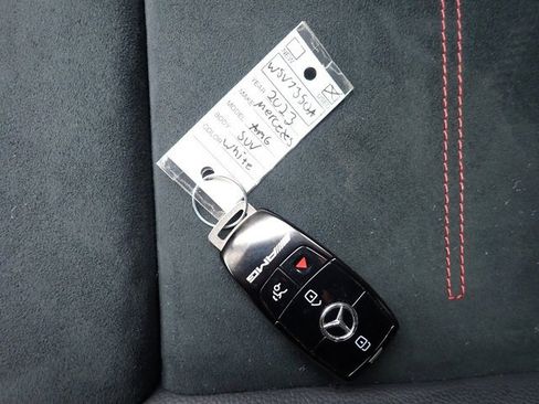 Used 2023 Mercedes-Benz GLA 35 AMG 4MATIC image 30