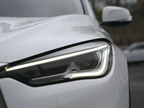 Used 2023 INFINITI QX50 Luxe AWD/4WD image 10