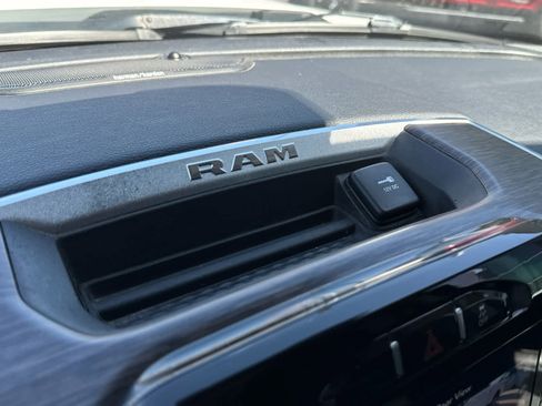 Used 2019 RAM 2500 Laramie AWD/4WD image 37