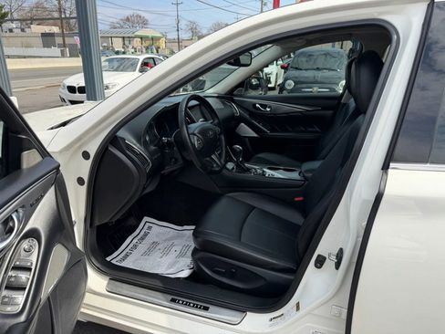 Used 2017 INFINITI Q50 Premium w/ 2.0T Premium Plus Package image 15