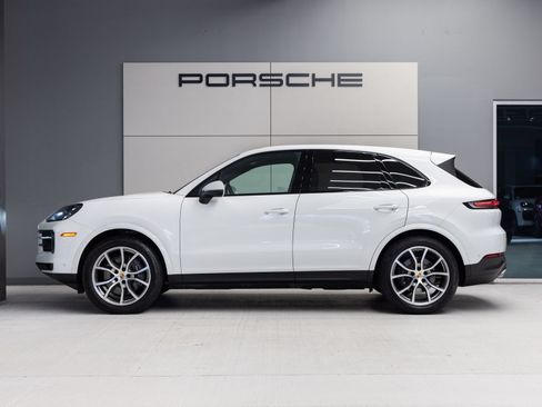 Certified 2024 Porsche Cayenne GTS AWD/4WD image 2