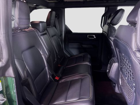Used 2025 Ford Bronco Badlands AWD/4WD image 26
