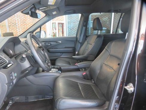 Used 2019 Honda Passport Touring image 15