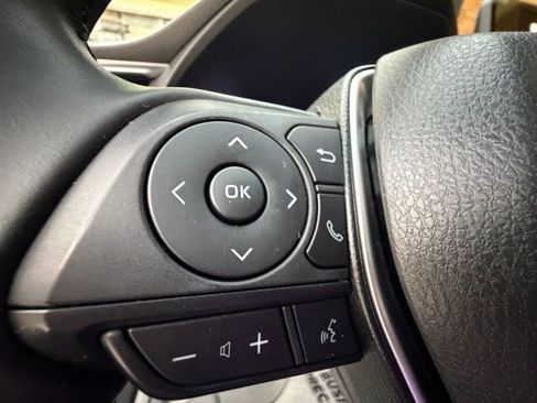 Used 2023 Toyota Venza LE AWD/4WD image 22