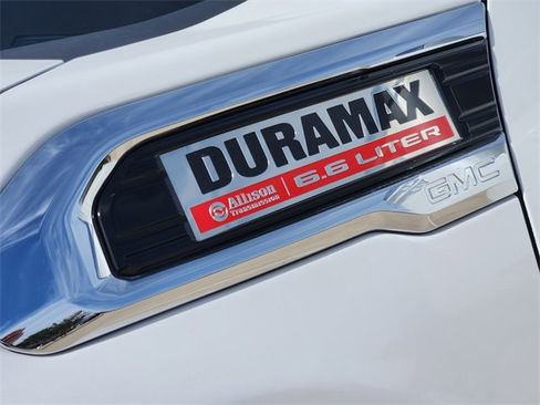 Used 2023 GMC Sierra 3500 Denali w/ Technology Package image 12