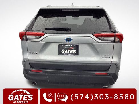 Used 2024 Toyota RAV4 XLE image 9