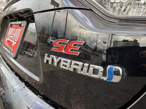 Used 2023 Toyota Corolla SE image 8