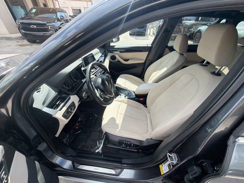 Used 2019 BMW X1 sDrive28i w/ Convenience Package FWD image 19