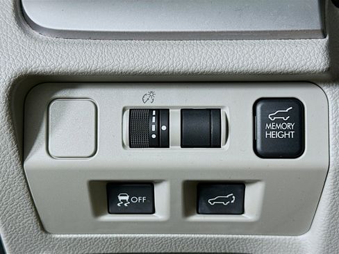 Used 2016 Subaru Forester 2.5i Limited w/ Popular Package #1 image 17