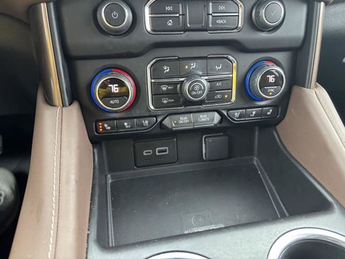 Used 2023 Chevrolet Tahoe High Country image 17