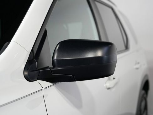 Used 2023 Honda Pilot Sport image 42