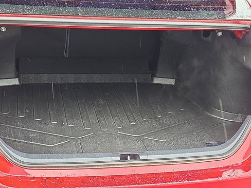 Used 2022 Toyota Camry XSE image 9