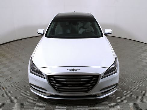 Used 2018 Genesis G80 3.8 w/ Option Group 02 RWD image 4